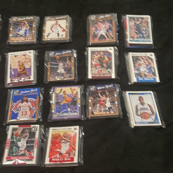 Here are the pictures for the mystery pack 20 - Picture 5 of 5